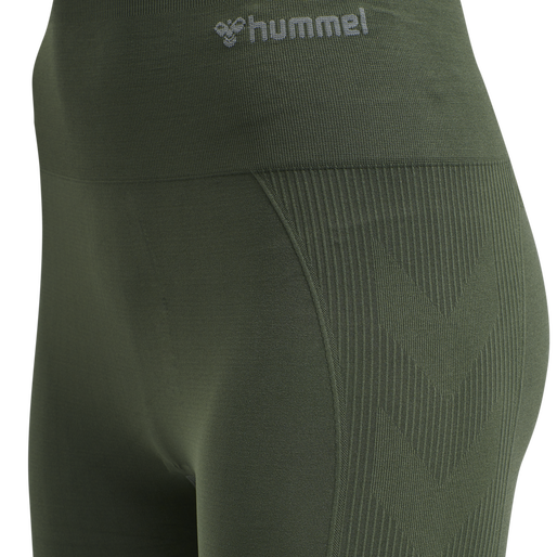 hmlTIF SEAMLESS CYLING SHORTS, THYME, packshot