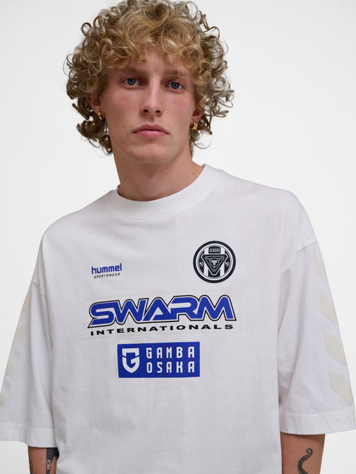 hmlOVERSIZED T-SHIRT GAMBA, WHITE, model