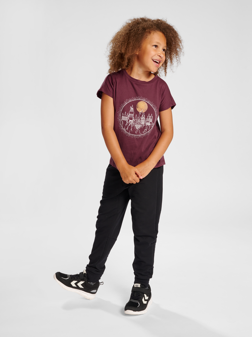 hmlHARRY POTTER T-SHIRT, 3679, model