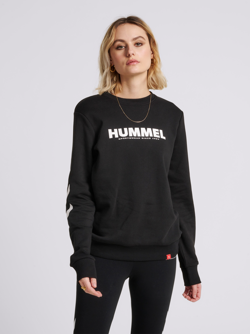 hmlLEGACY SWEATSHIRT, BLACK, model