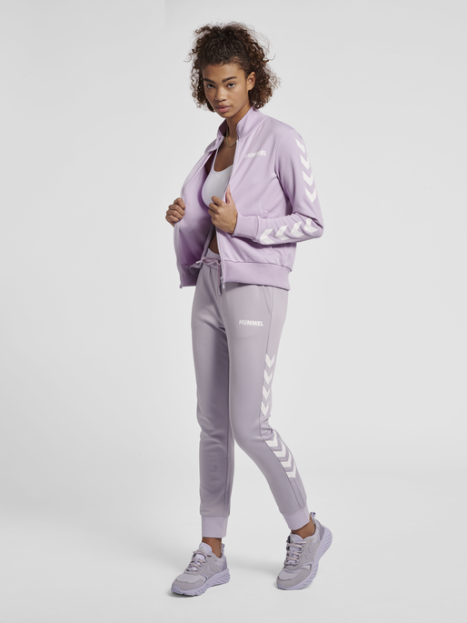 hmlLEGACY POLY WOMAN ZIP JACKET, PASTEL LILAC, model