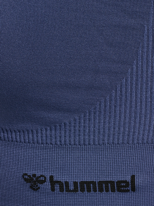 hmlTIF SEAMLESS SPORTS TOP, BLUE INDIGO, packshot