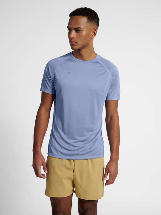 nwlBEAT T-SHIRT, ACTIVE BLUE, model