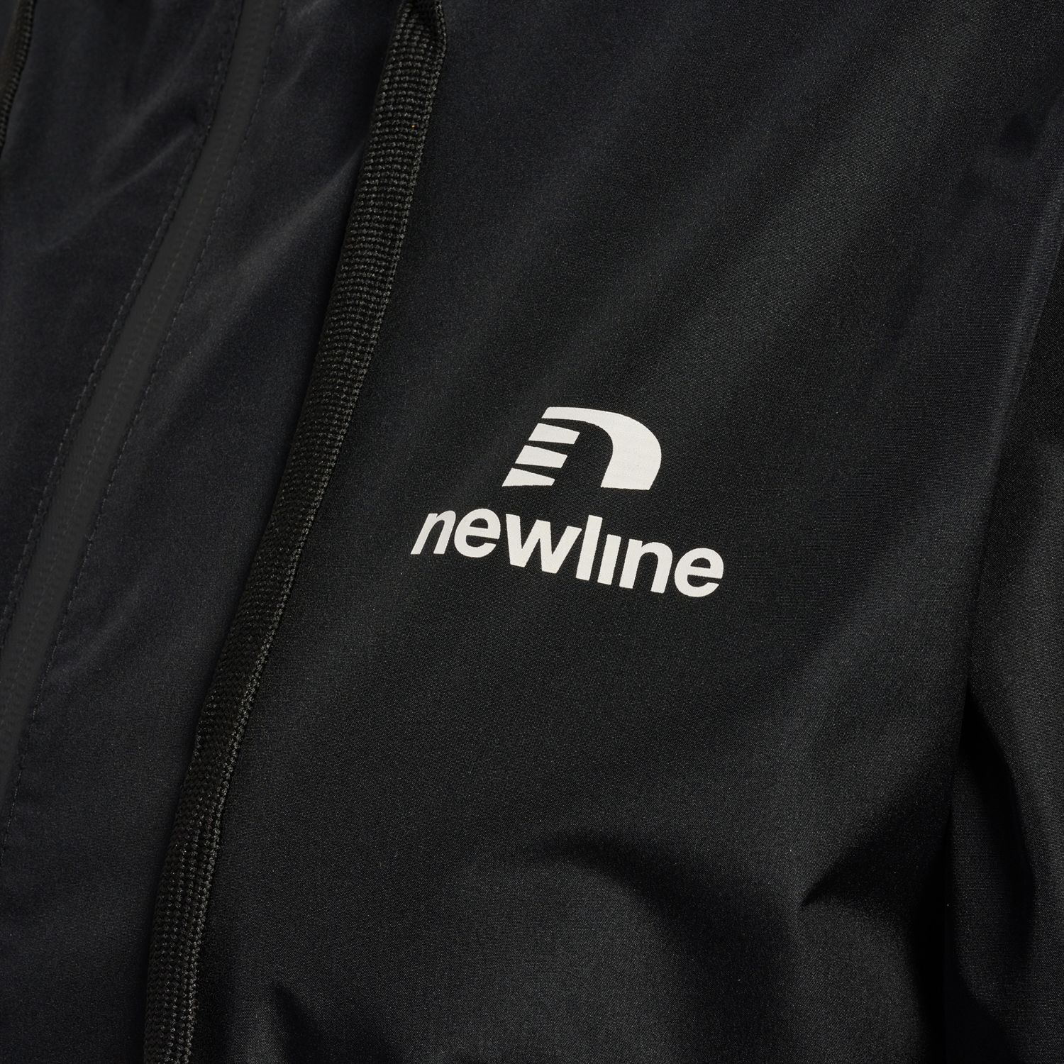 nwlLEA PERFORMANCE JACKET WOMEN, BLACK, packshot
